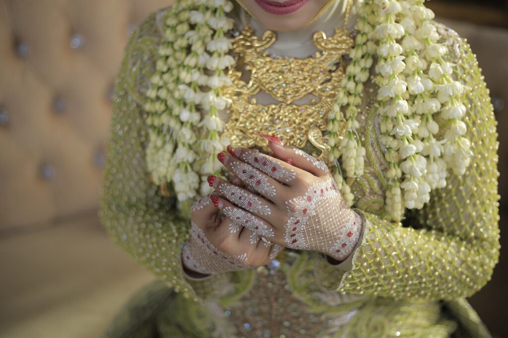 How To Capture Candid Portraits?